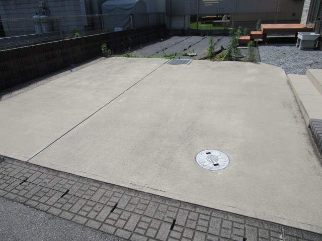 古河市上辺見　中古戸建 現地写真（駐車場）