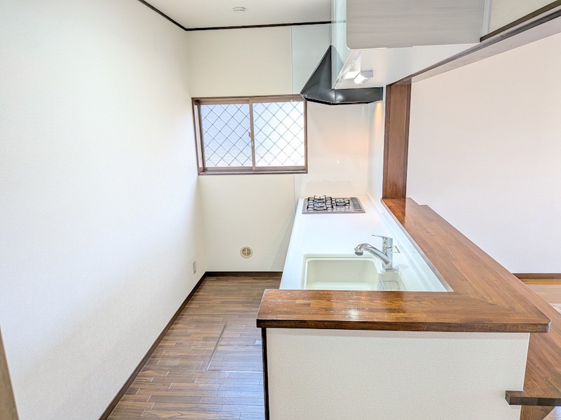 牛久市岡見町　中古戸建 内観写真（キッチン）