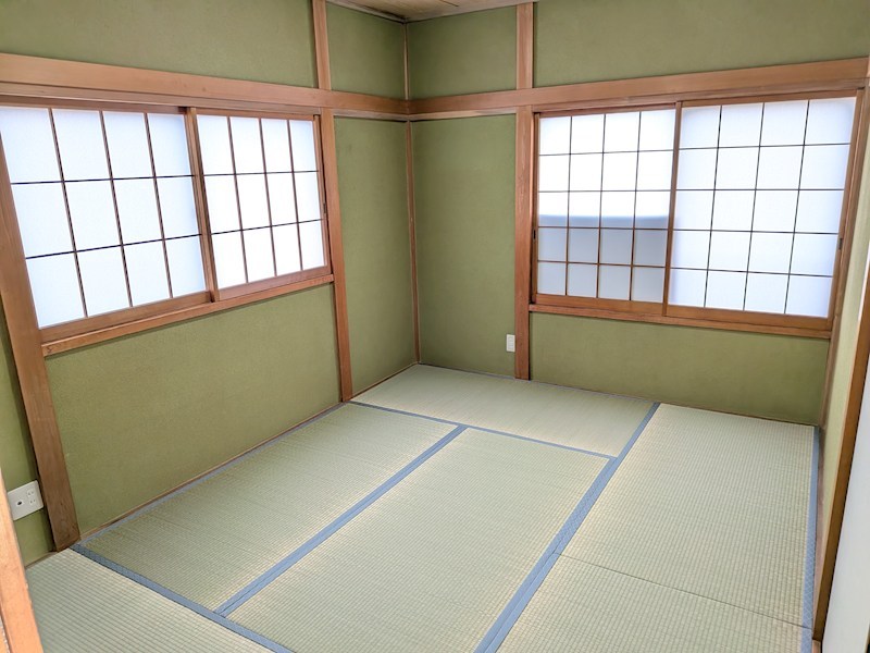 牛久市岡見町　中古戸建 内観写真（リビング以外の居室）