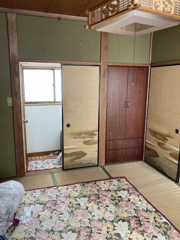 水戸市渡里町　中古戸建 内観写真（リビング以外の居室）