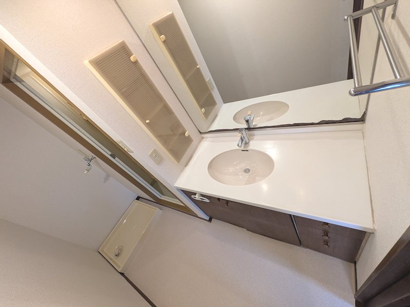 ライフヒルズ星の郷南１番館 内観写真（洗面台・洗面所）