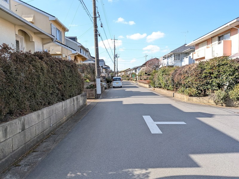 龍ケ崎市松葉１丁目　中古戸建 現地写真（前面道路含む現地写真）