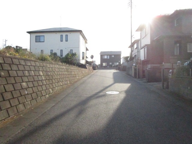土浦市中村東3丁目　土地 現地写真（前面道路含む現地写真）