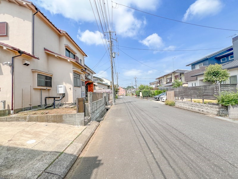 つくば市自由ケ丘　中古戸建（オーナチェンジ） 現地写真（前面道路含む現地写真）