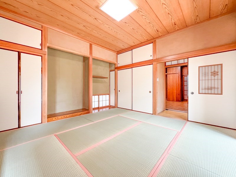つくば市自由ケ丘　中古戸建（オーナチェンジ） 内観写真（リビング以外の居室）
