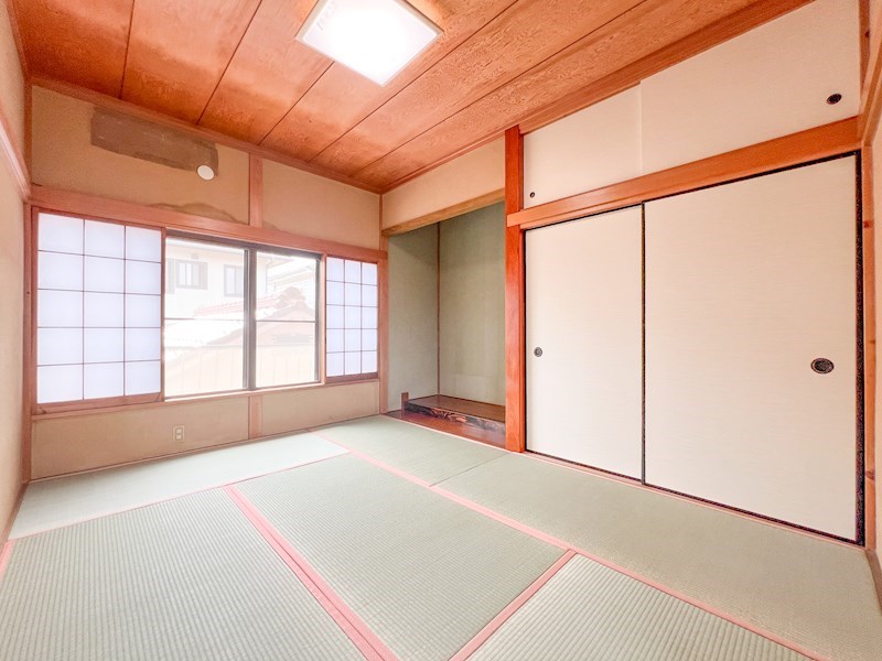 つくば市自由ケ丘　中古戸建（オーナチェンジ） 内観写真（リビング以外の居室）