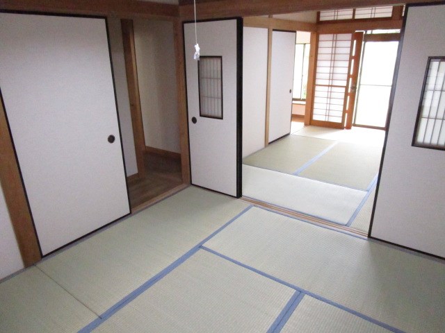 筑西市乙　中古戸建 内観写真（リビング以外の居室）