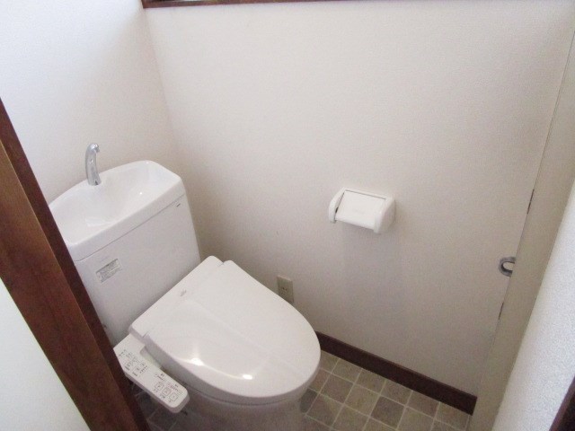 筑西市乙　中古戸建 内観写真（トイレ）