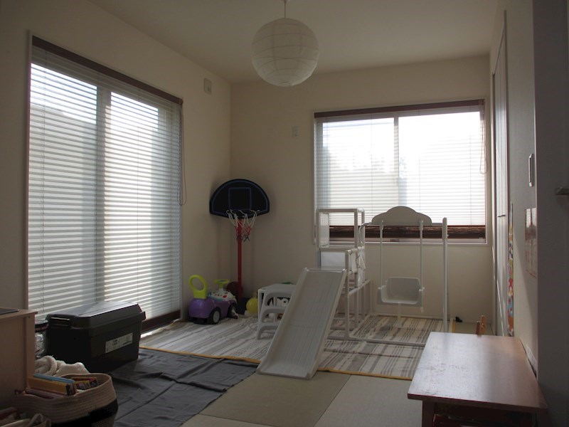 土浦市北荒川沖町　中古戸建 内観写真（リビング以外の居室）