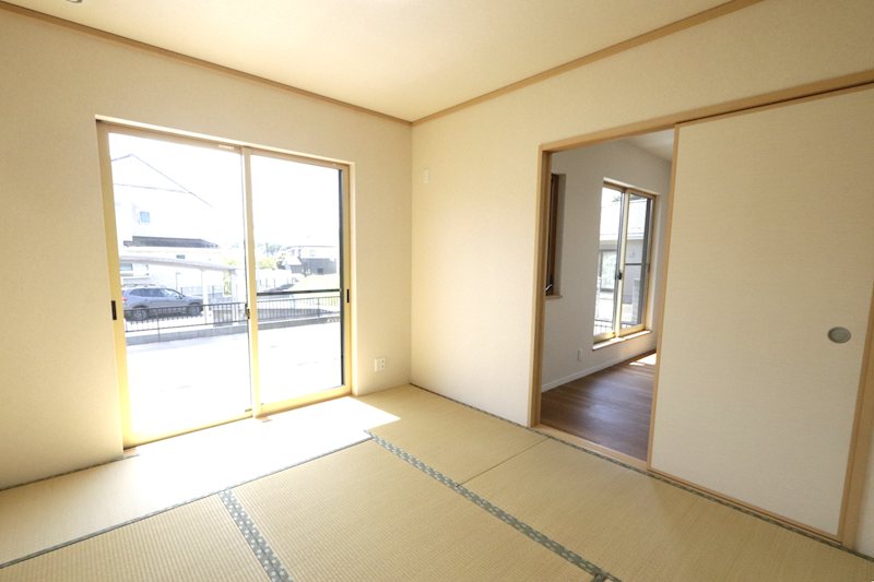 龍ケ崎市藤ケ丘６丁目　中古戸建 内観写真（リビング以外の居室）