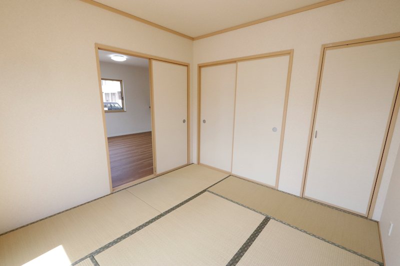 龍ケ崎市藤ケ丘６丁目　中古戸建 内観写真（リビング以外の居室）