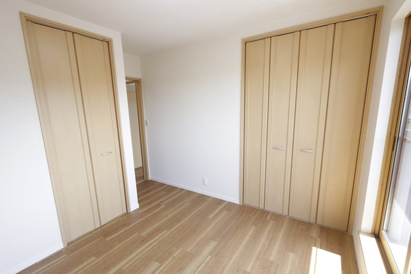 龍ケ崎市藤ケ丘６丁目　中古戸建 内観写真（リビング以外の居室）