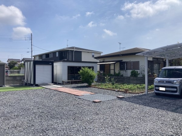 ひたちなか市足崎　中古戸建 現地写真（駐車場）
