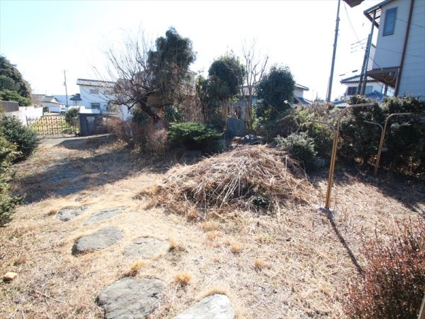 水戸市堀町　中古戸建 現地写真（庭）