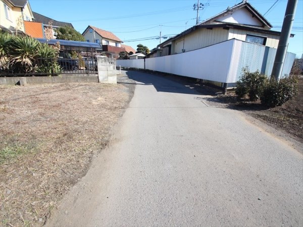 水戸市堀町　中古戸建 現地写真（前面道路含む現地写真）