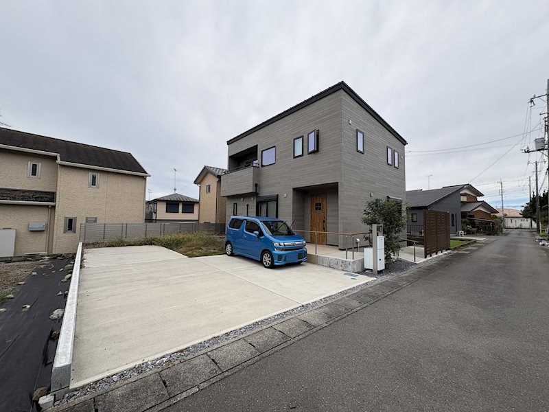 牛久市神谷1丁目　中古戸建 現地写真