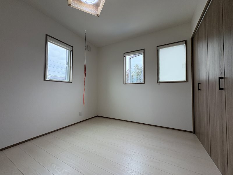 牛久市神谷1丁目　中古戸建 内観写真（子供部屋）