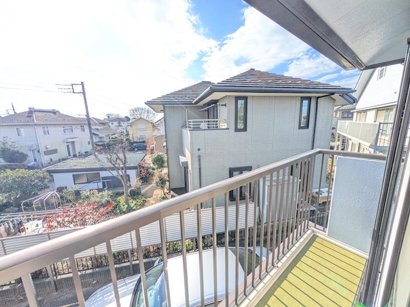 石岡市南台１丁目　中古戸建 現地写真（バルコニー）