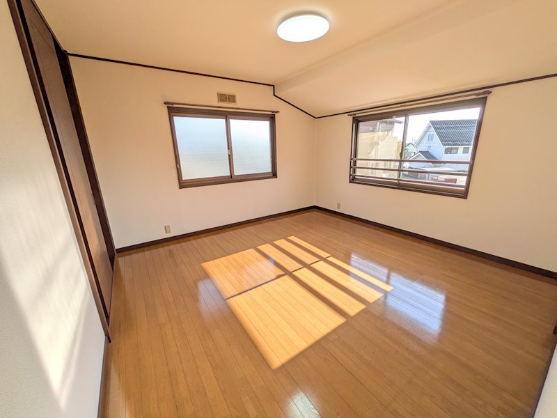 石岡市南台１丁目　中古戸建 内観写真（寝室）