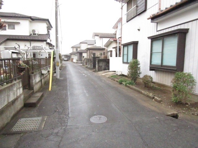 土浦市乙戸　中古戸建 現地写真（前面道路含む現地写真）