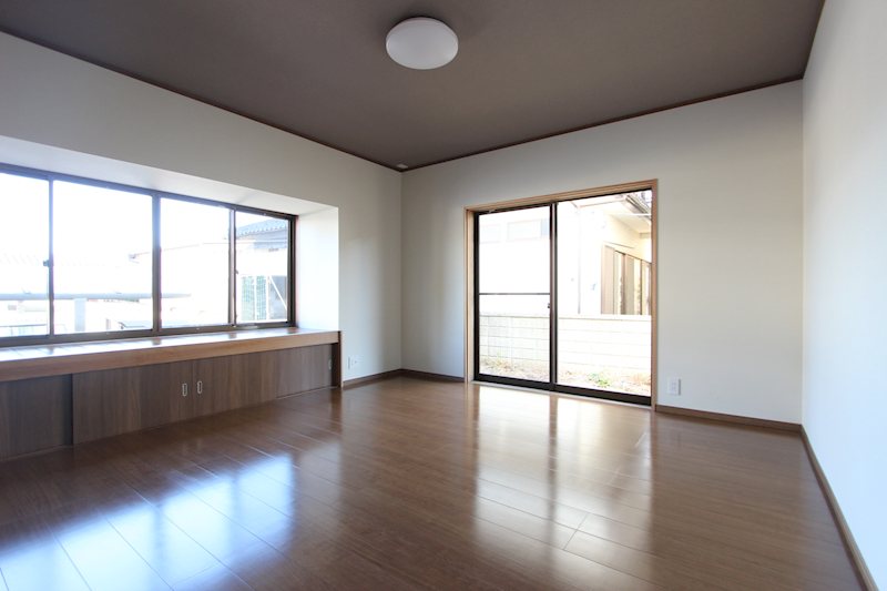 阿見町青宿　中古戸建 内観写真（リビング）