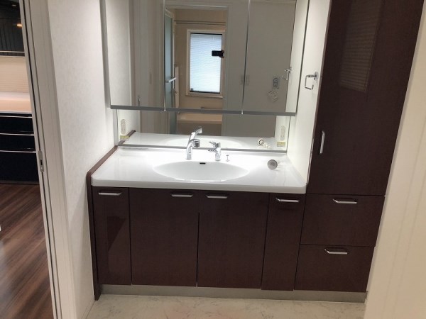 小美玉市羽鳥　中古戸建 内観写真（洗面台・洗面所）