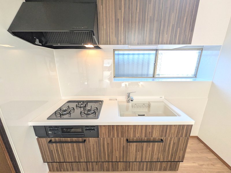 下妻市下妻丙　中古戸建 内観写真（キッチン）