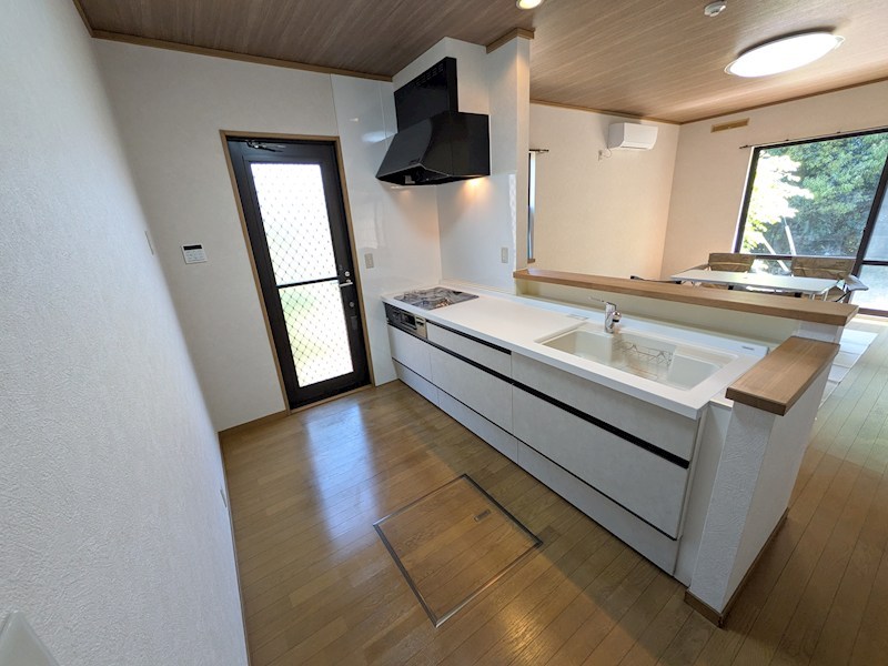 かすみがうら市牛渡　中古戸建 内観写真（キッチン）