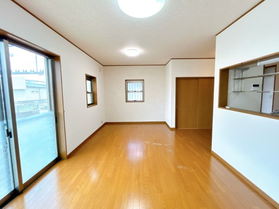 牛久市牛久町　中古戸建 内観写真（リビング）