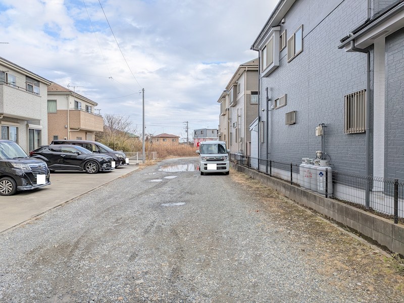 牛久市牛久町　中古戸建 現地写真（前面道路含む現地写真）