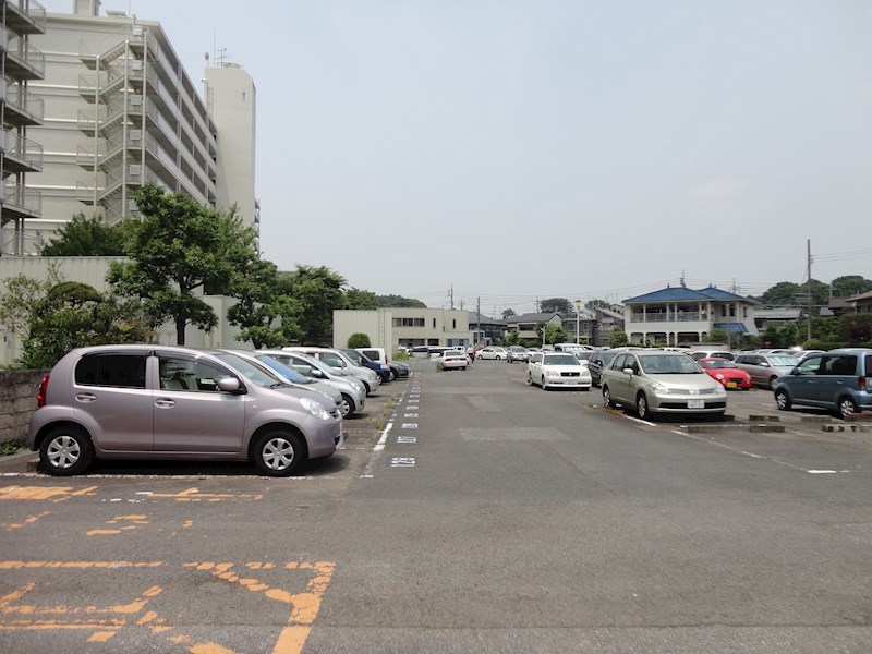 取手中央タウンＦ棟 共用部写真（駐車場）