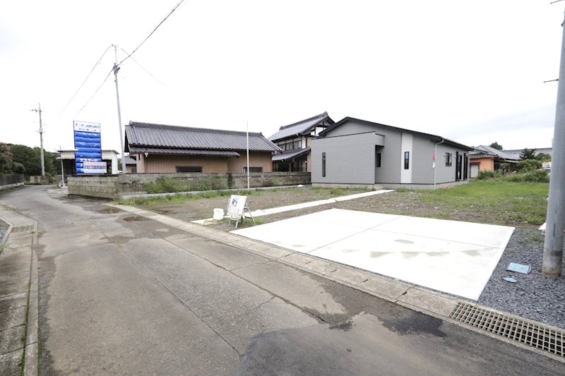 つくば市栗原　新築戸建１期　１号棟 現地写真（駐車場）