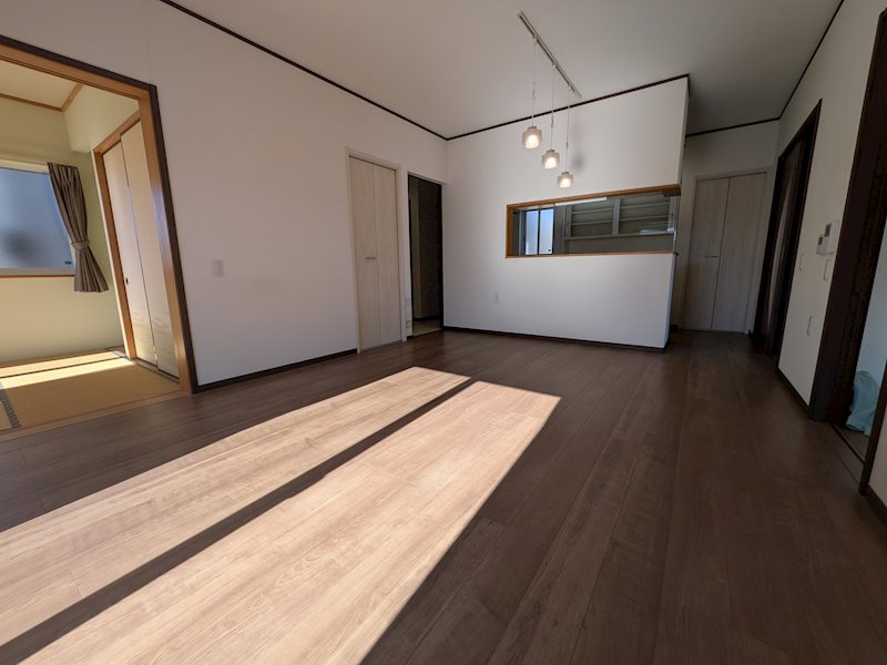 つくば市春風台　中古戸建 内観写真（リビング）