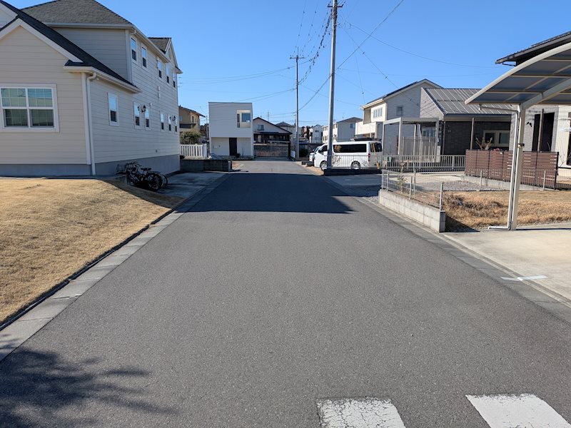 つくば市春風台　中古戸建 現地写真（前面道路含む現地写真）