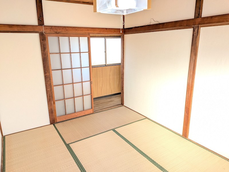 常総市原宿　中古戸建 内観写真（リビング以外の居室）