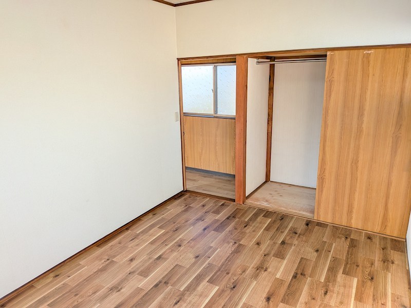常総市原宿　中古戸建 内観写真（リビング以外の居室）