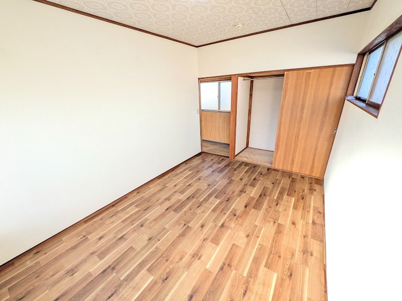 常総市原宿　中古戸建 内観写真（リビング以外の居室）