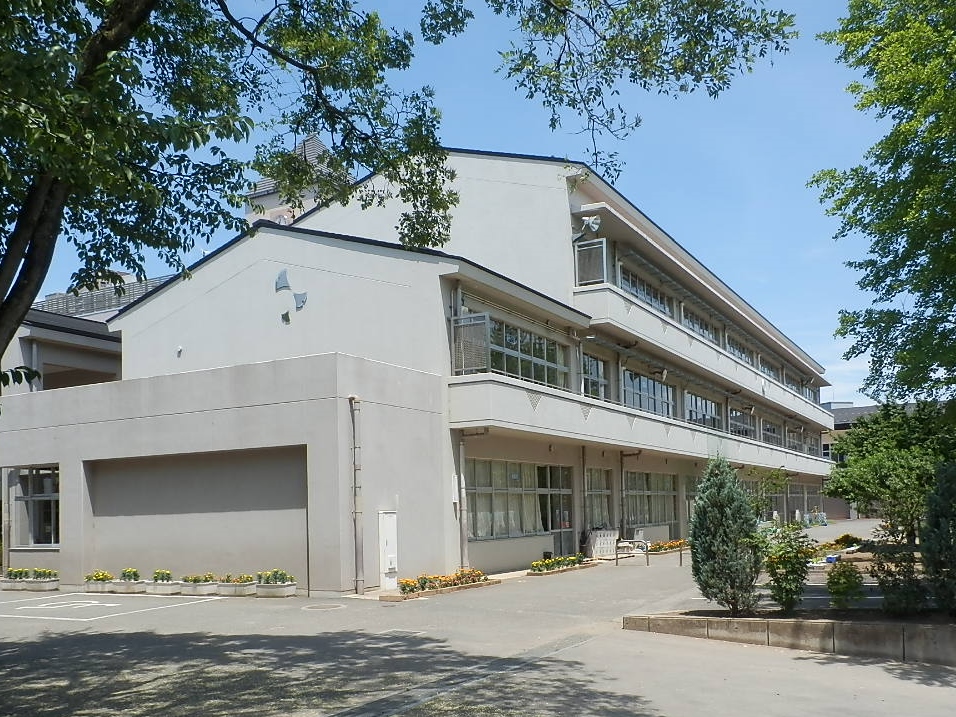 ヴェルシティ古河二番館 小学校