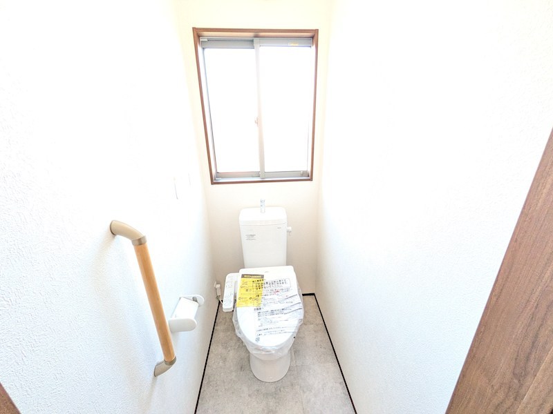 常総市豊田　中古戸建 内観写真（トイレ）