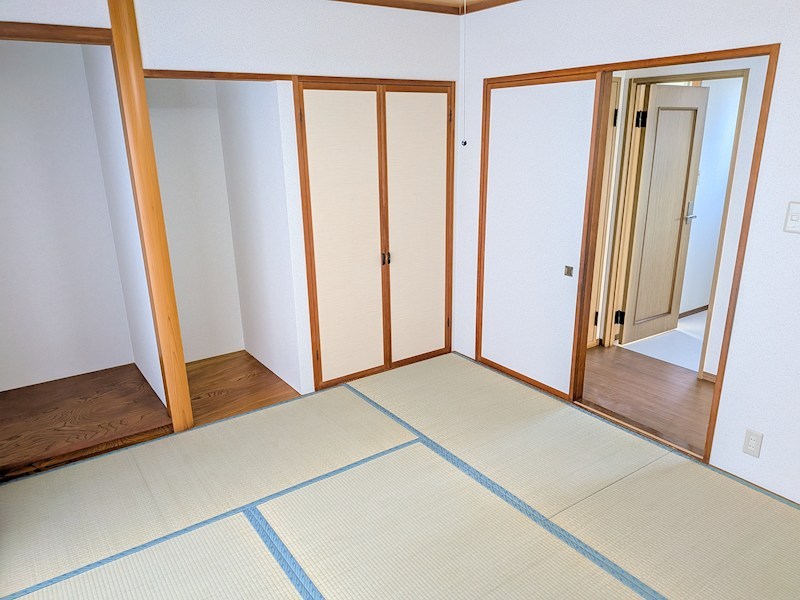 下妻市下妻丙　中古戸建 内観写真（リビング以外の居室）