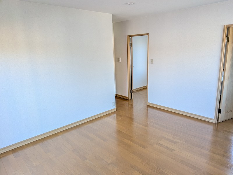 下妻市下妻丙　中古戸建 内観写真（リビング以外の居室）