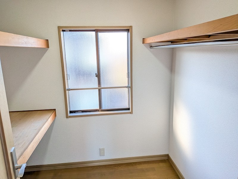 下妻市下妻丙　中古戸建 内観写真（収納）
