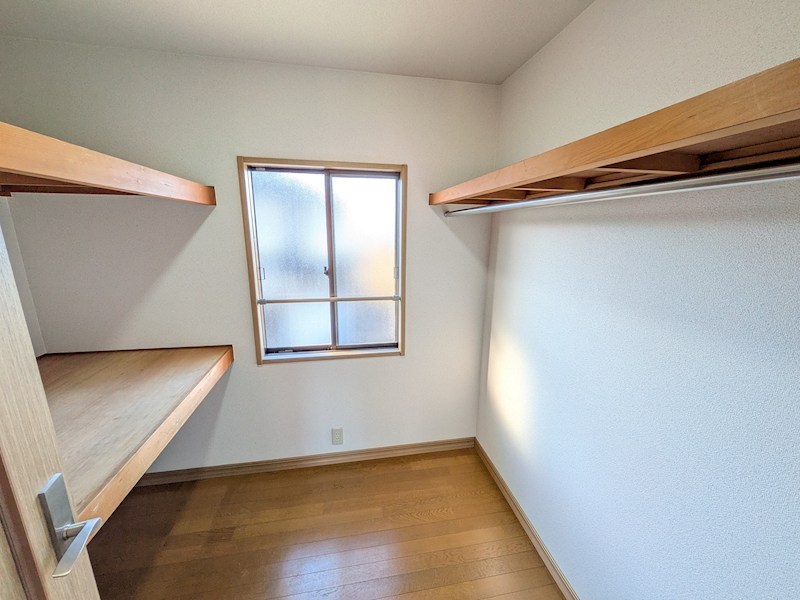 下妻市下妻丙　中古戸建 内観写真（収納）