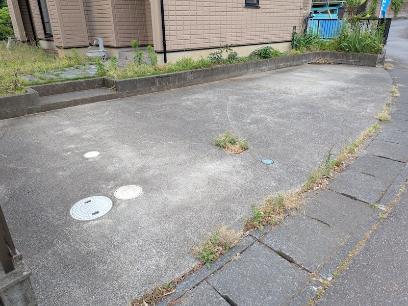 つくばみらい市西ノ台南　中古戸建 現地写真（駐車場）