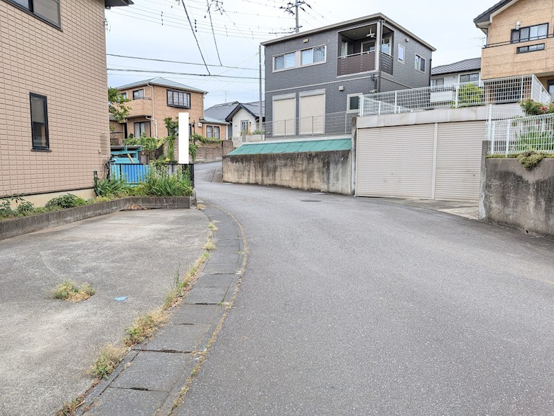 つくばみらい市西ノ台南　中古戸建 現地写真（前面道路含む現地写真）