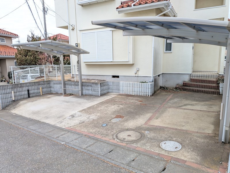 土浦市中貫　中古戸建 現地写真（駐車場）
