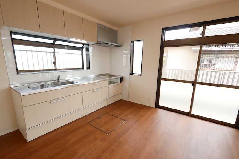 古河市中田　中古戸建 内観写真（キッチン）