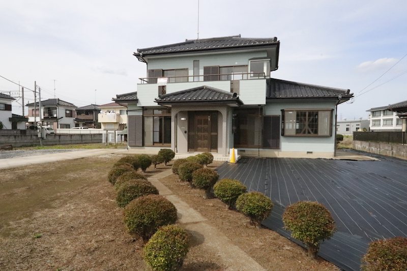古河市中田　中古戸建 現地写真（庭）