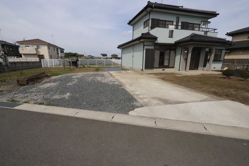 古河市中田　中古戸建 現地写真（駐車場）