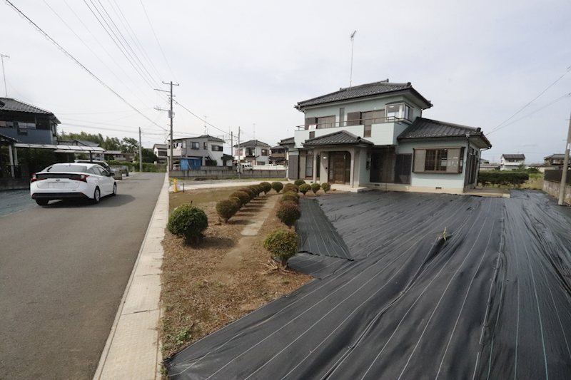 古河市中田　中古戸建 現地写真（前面道路含む現地写真）
